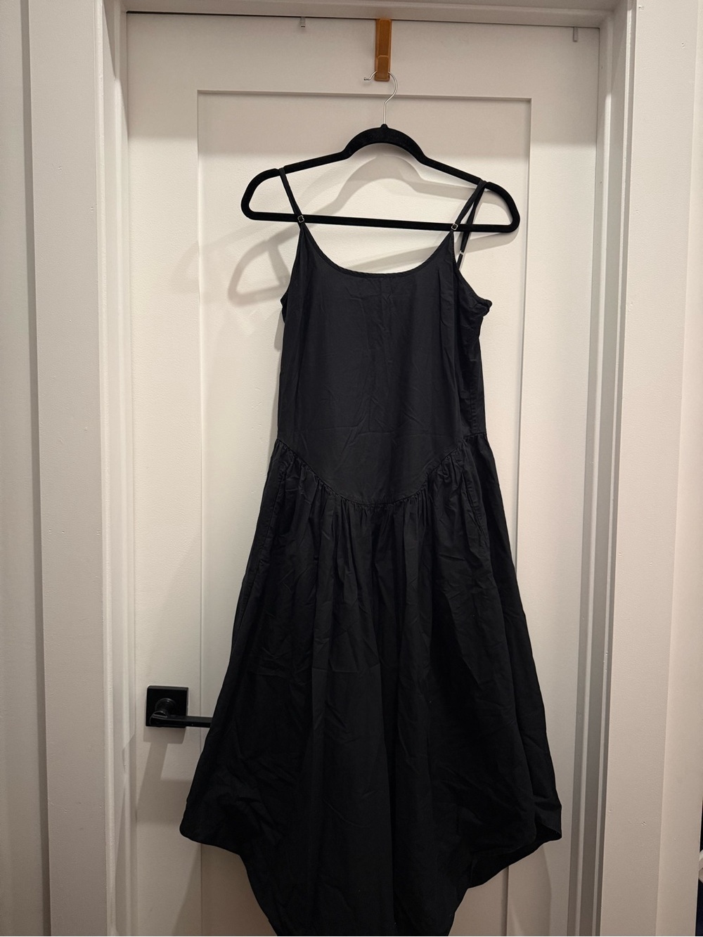 Citizens of Humanity Ari Drop-Waist Asymmetrical Dress - Picture 4 of 4